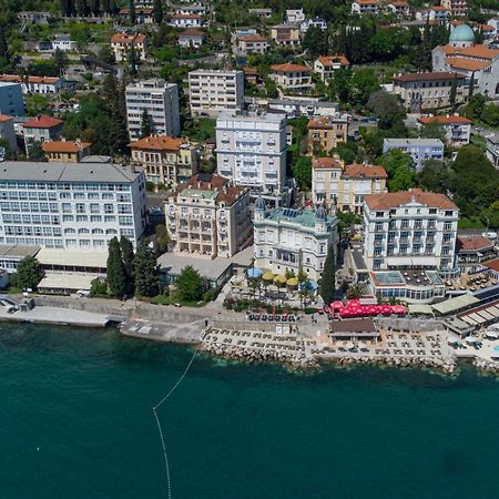 Penthouse At Villa Mascagni Opatija Exterior foto